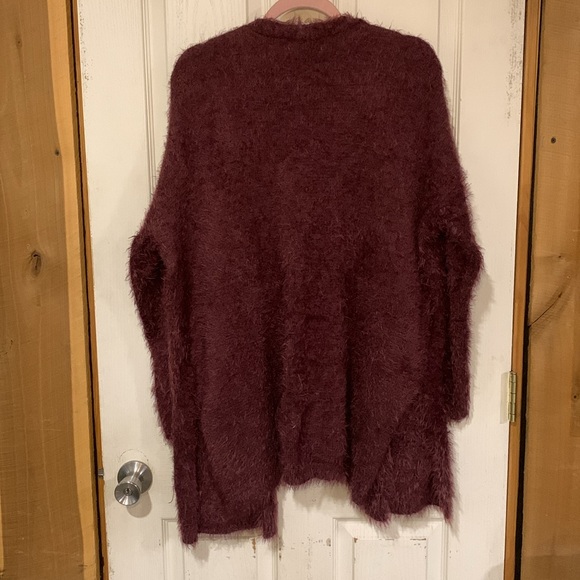 Knox Rose Embroidered Fuzzy Slouch Sweater - Picture 5 of 8